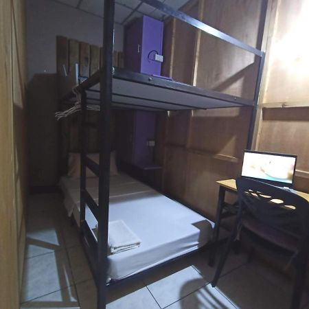 Manila Nomads Hostel Exteriér fotografie