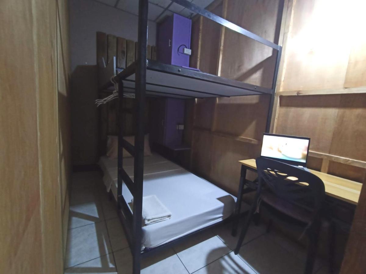 Manila Nomads Hostel Exteriér fotografie